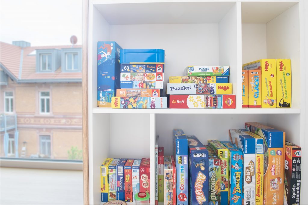 Bücherregal weiß / Eiche