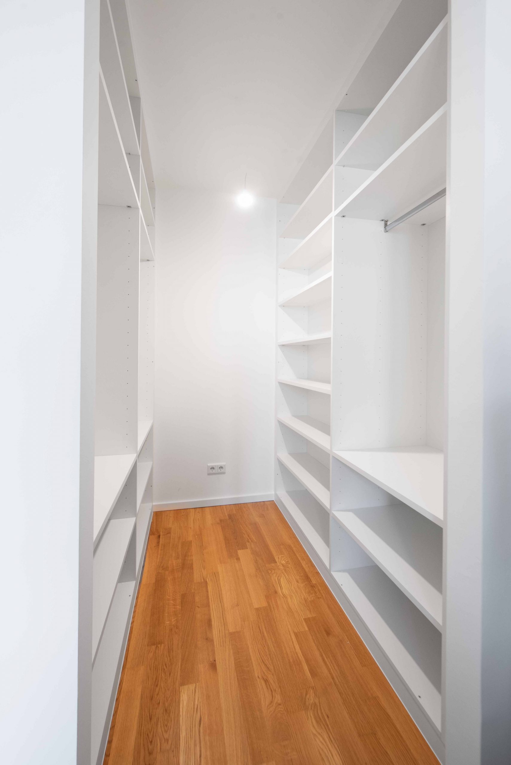 Begehbarer Kleiderschrank