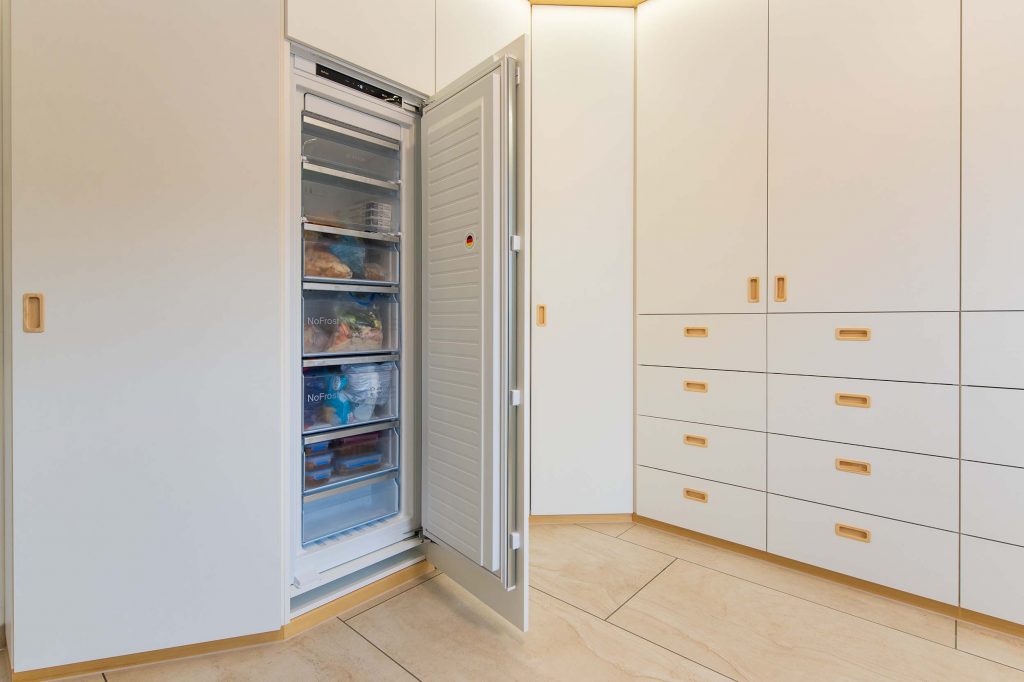 Hauswirtschaftsraum Gefrierschrank