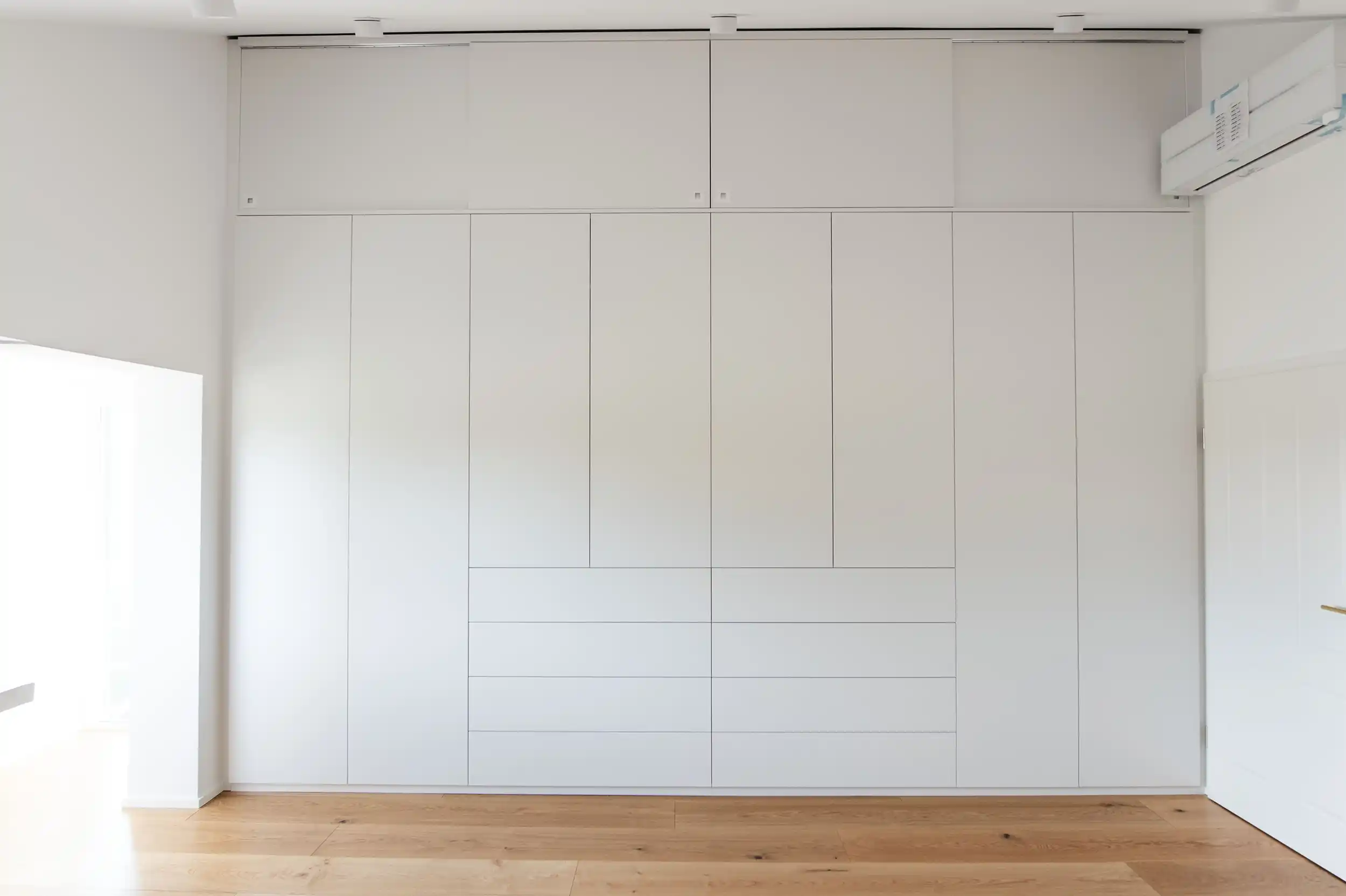 Kleiderschrank Dachschräge weiß